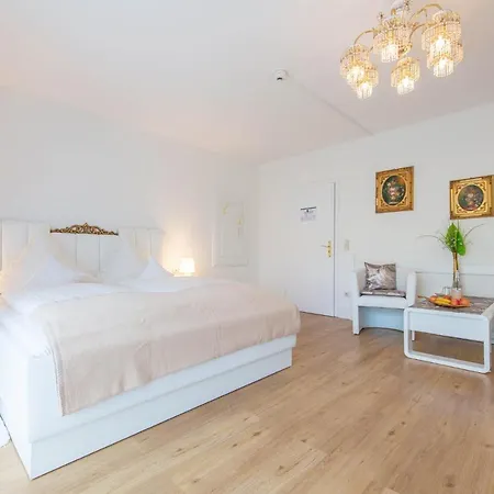 Hotel Garni Lichtquelle 3*